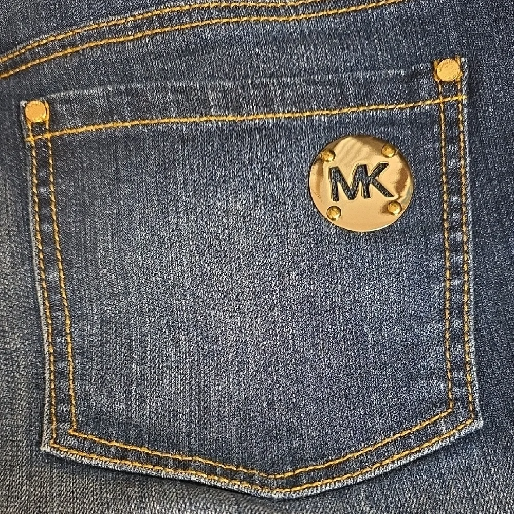 Michael Kors Dark Wash Blue Straight Leg Jeans With Gold Size 12